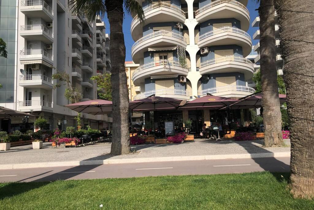 Ari'S Apartment فلورا المظهر الخارجي الصورة